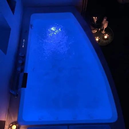 Penzion Maison Chene Con Vasca Idromassaggio 4*